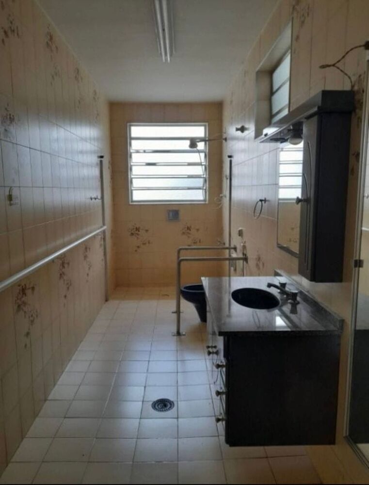 Casa à venda e aluguel com 4 quartos, 450m² - Foto 4