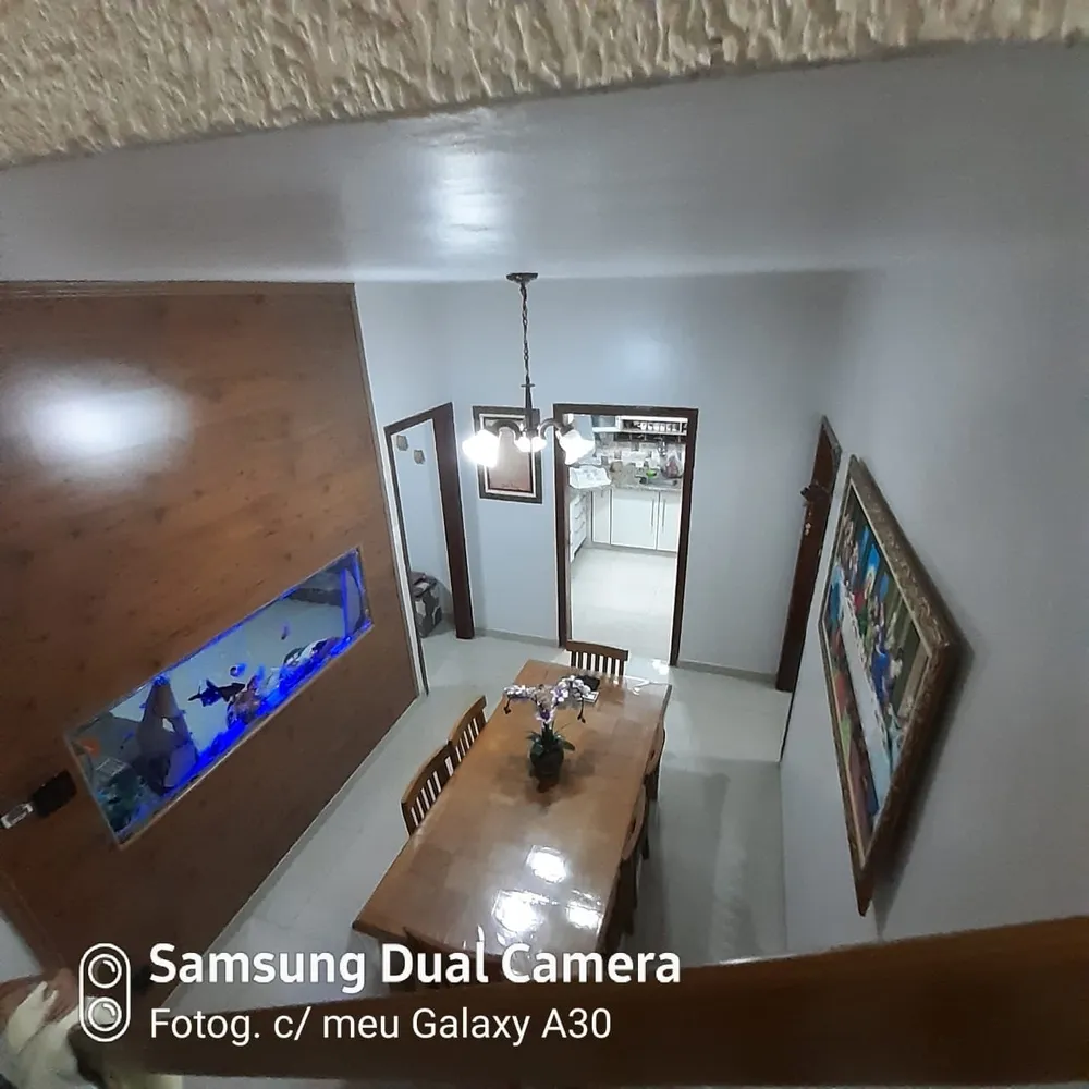 Sobrado, 3 quartos, 219 m² - Foto 2