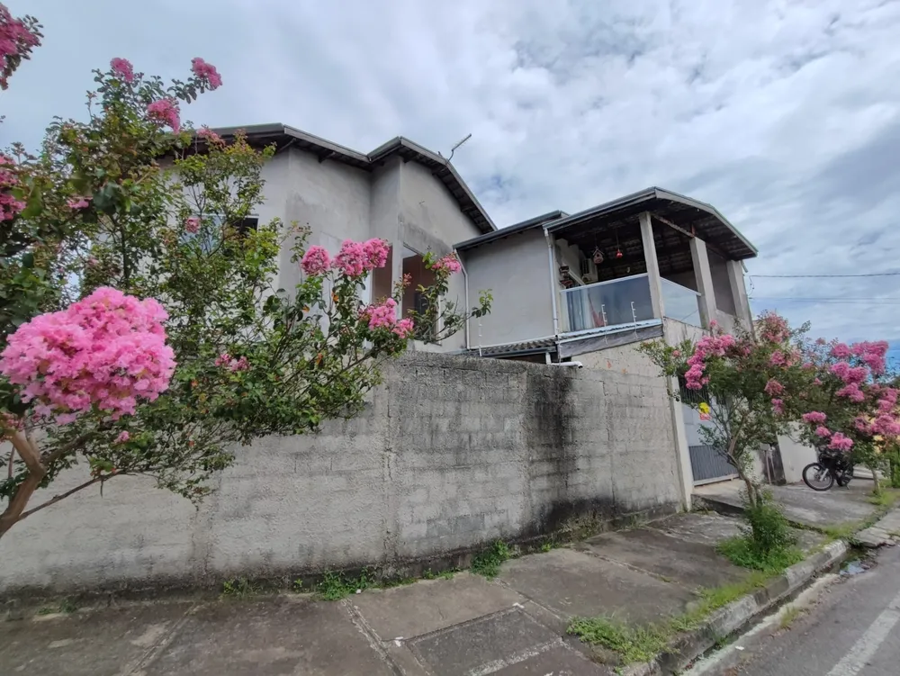 Sobrado, 4 quartos, 245 m² - Foto 1