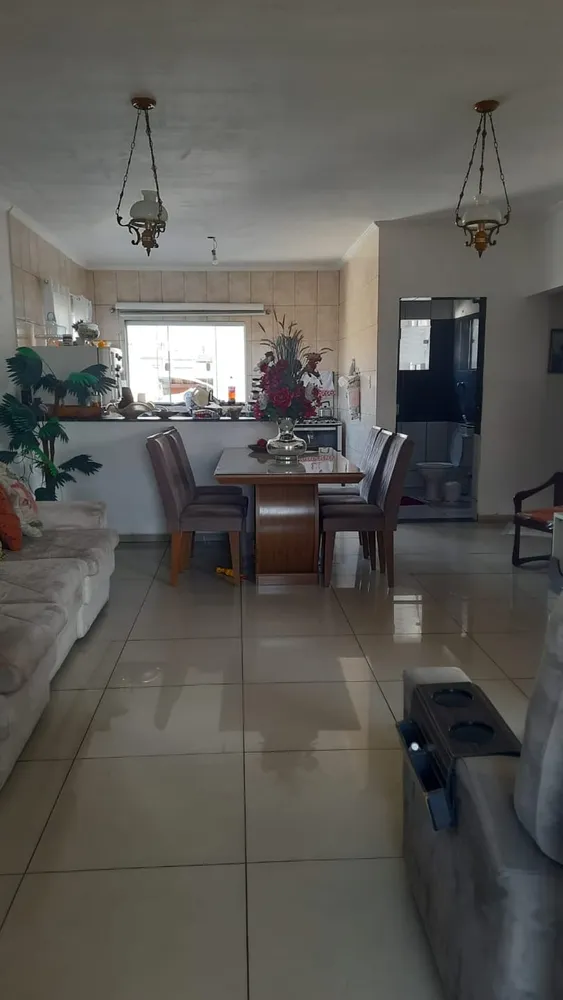 Sobrado, 4 quartos, 245 m² - Foto 4