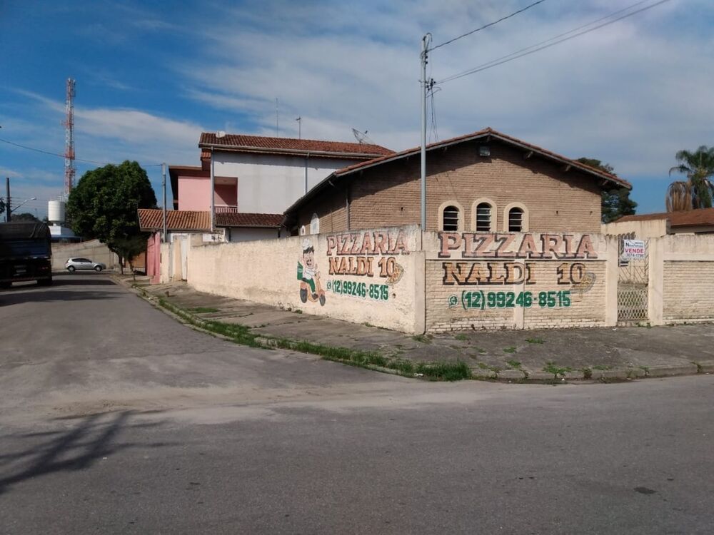 Casa à venda com 2 quartos, 156m² - Foto 3