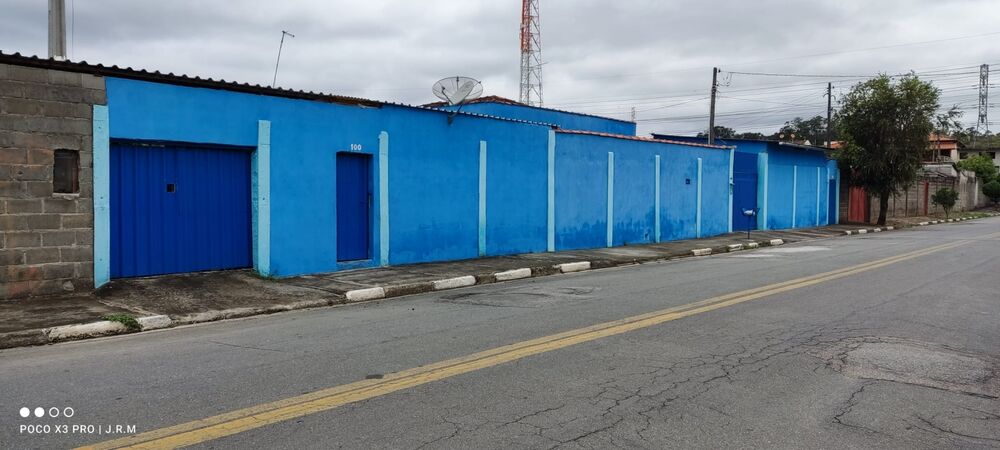 Casa à venda com 3 quartos, 350m² - Foto 1