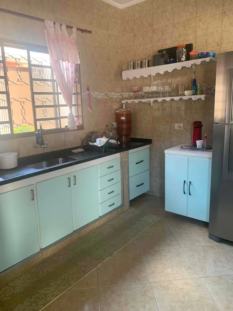 Casa, 5 quartos, 260 m² - Foto 1