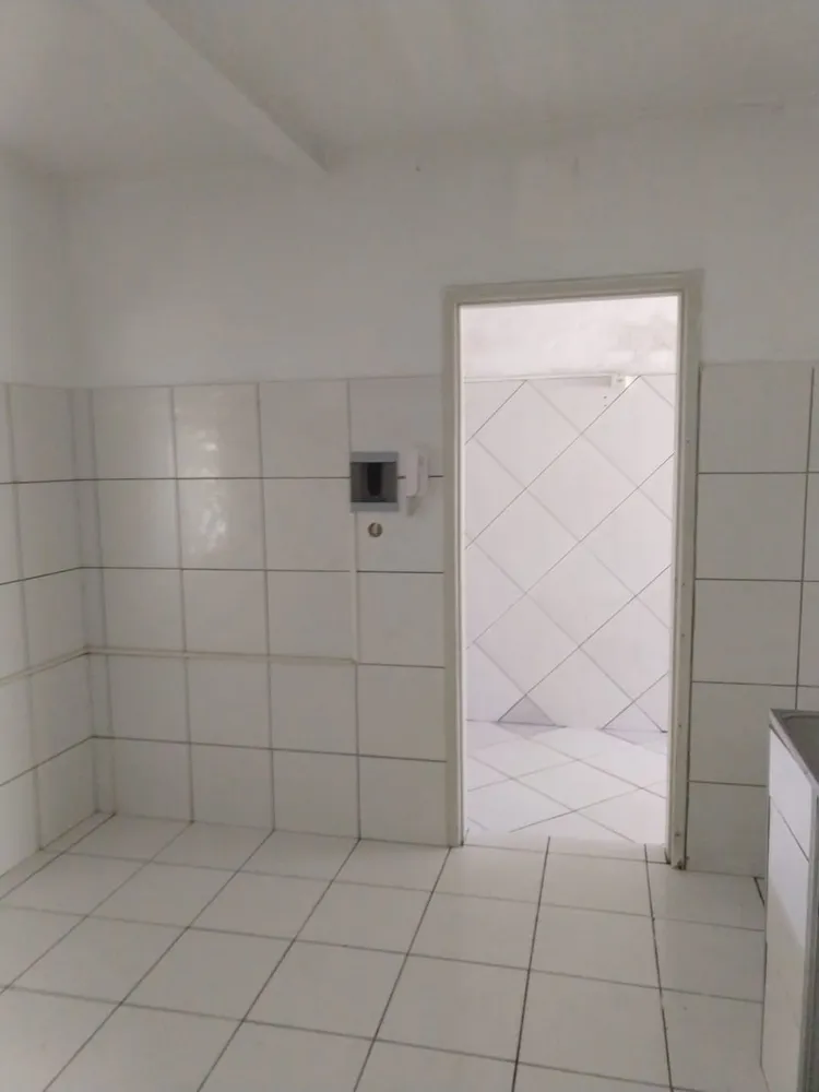Casa, 3 quartos, 168 m² - Foto 2