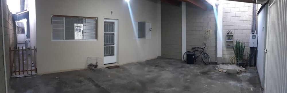 Casa à venda com 3 quartos, 140m² - Foto 1