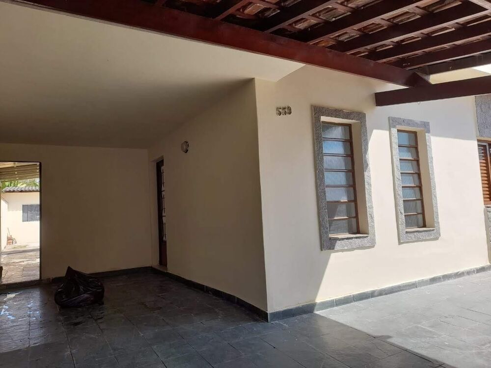 Casa, 3 quartos, 205 m² - Foto 2