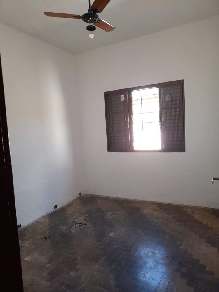 Casa, 3 quartos, 205 m² - Foto 1