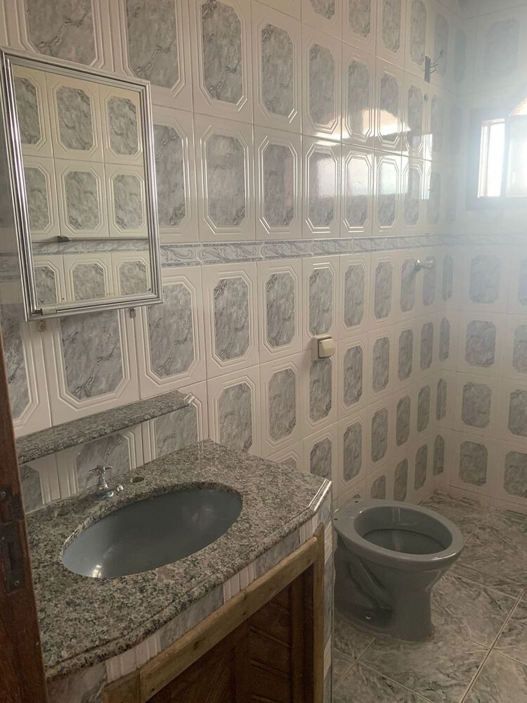 Casa para alugar com 5 quartos, 200m² - Foto 8