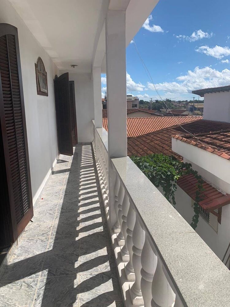 Casa para alugar com 5 quartos, 200m² - Foto 20