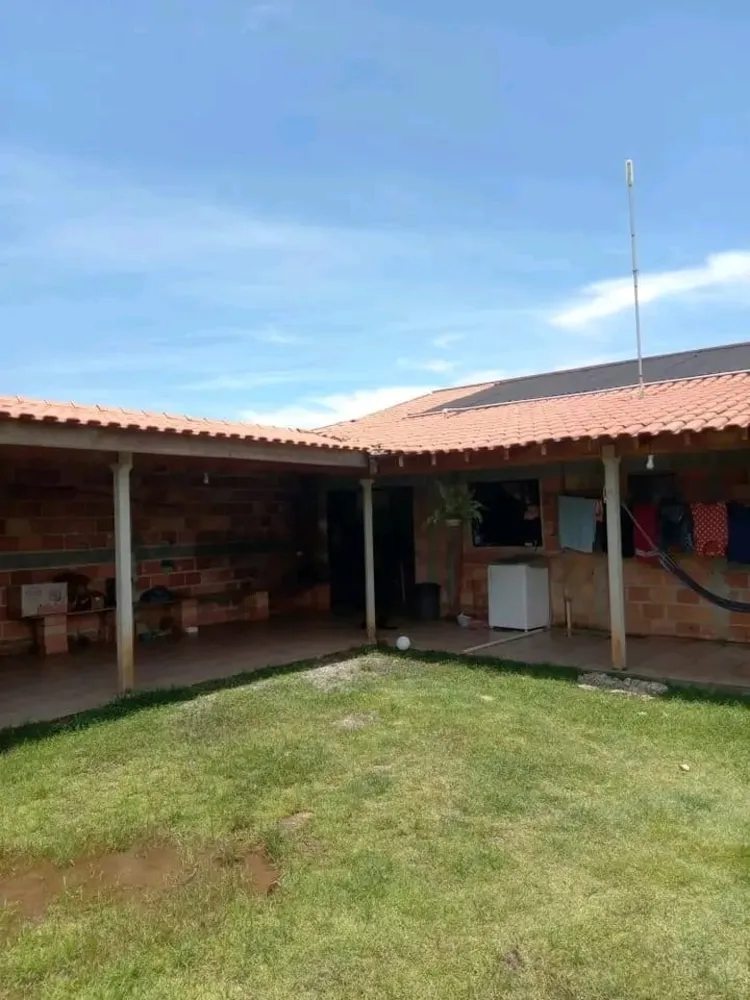 Chácara, 2 quartos, 630 m² - Foto 1