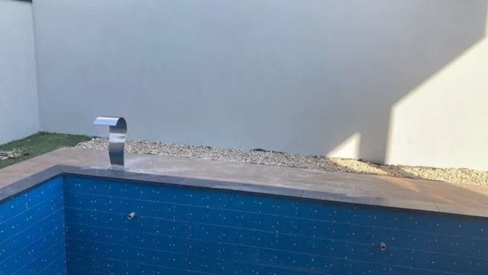 Casa de Condomínio à venda com 3 quartos, 232m² - Foto 3