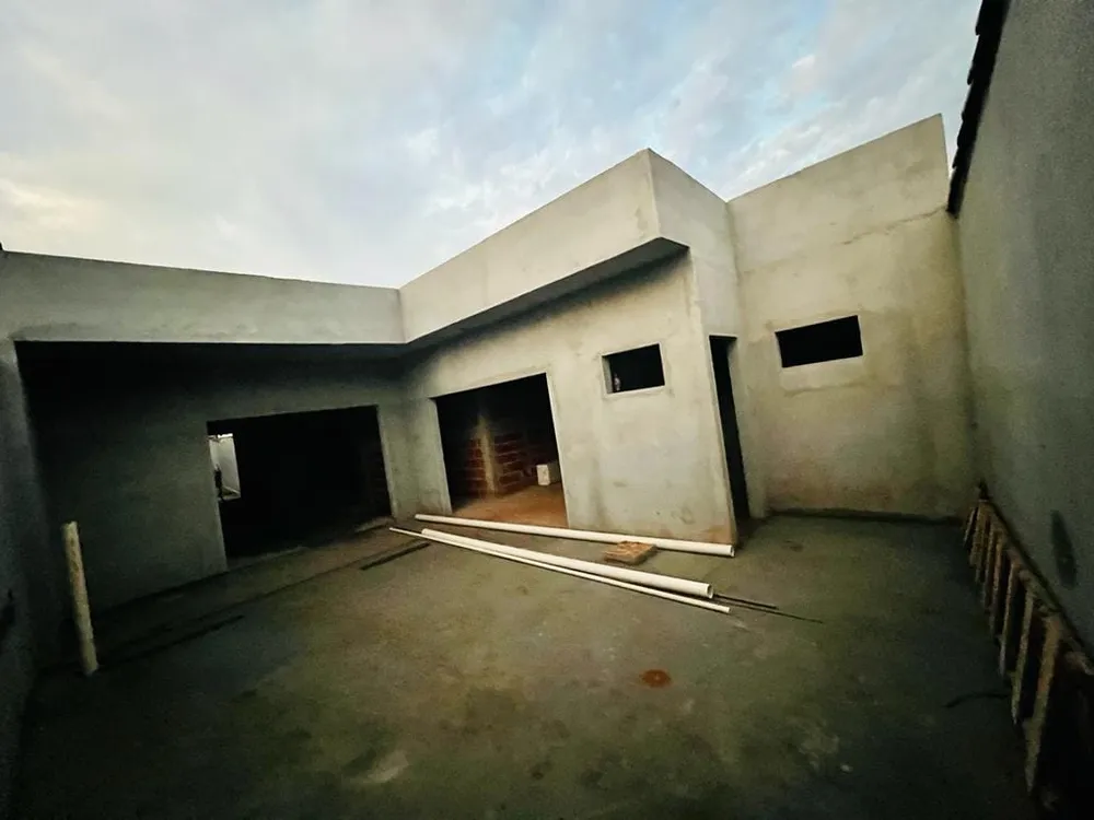 Casa, 3 quartos, 182 m² - Foto 1