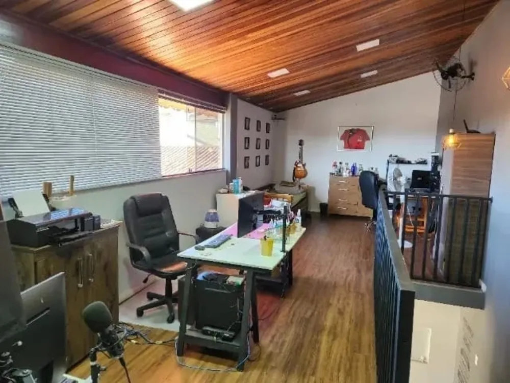 Casa, 5 quartos, 300 m² - Foto 3