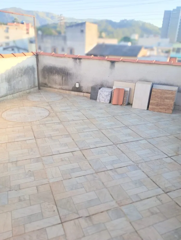 Sobrado, 3 quartos, 215 m² - Foto 2