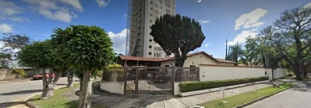 Casa, 5 quartos, 264 m² - Foto 1