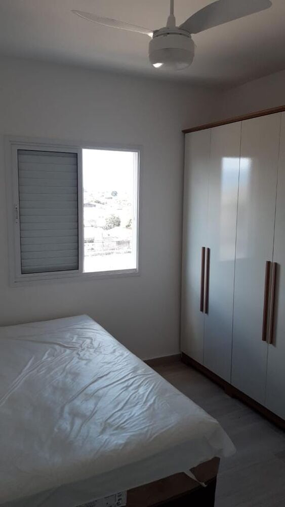 Apartamento à venda com 2 quartos, 52m² - Foto 2