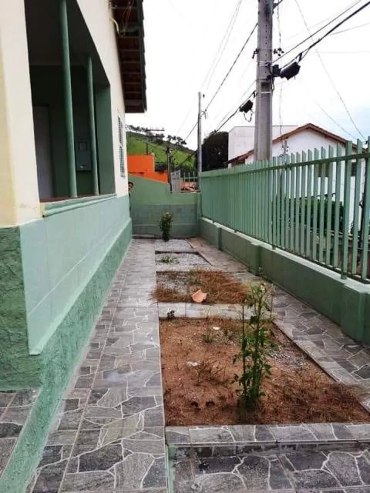 Casa, 4 quartos, 210 m² - Foto 2