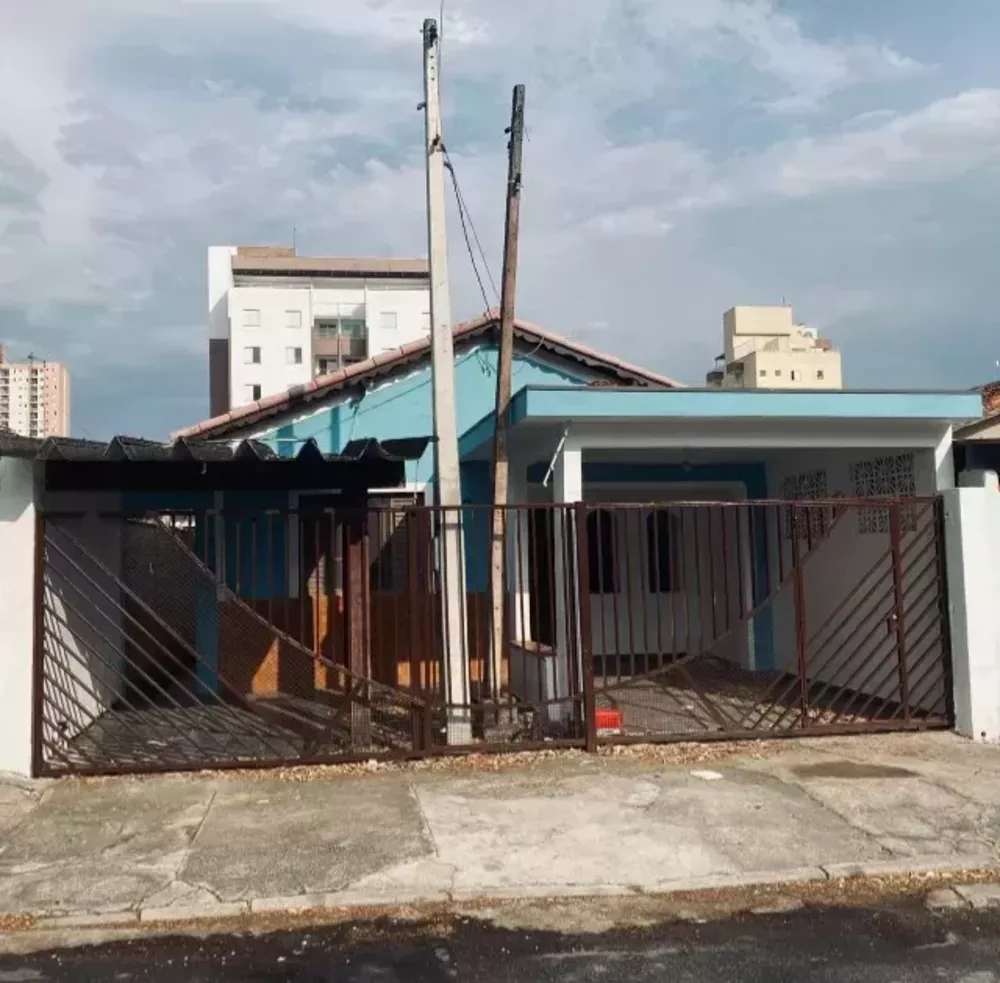 Casa à venda com 4 quartos, 120m² - Foto 2