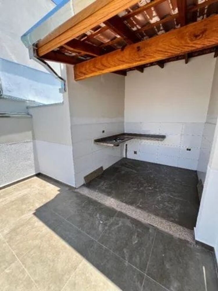 Casa à venda com 2 quartos, 62m² - Foto 3