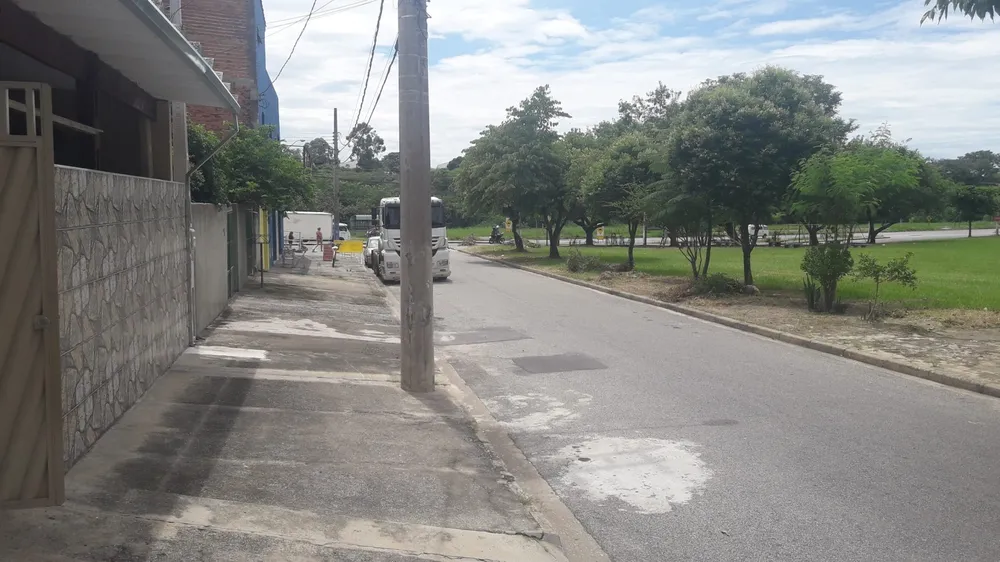 Casa, 2 quartos, 200 m² - Foto 2