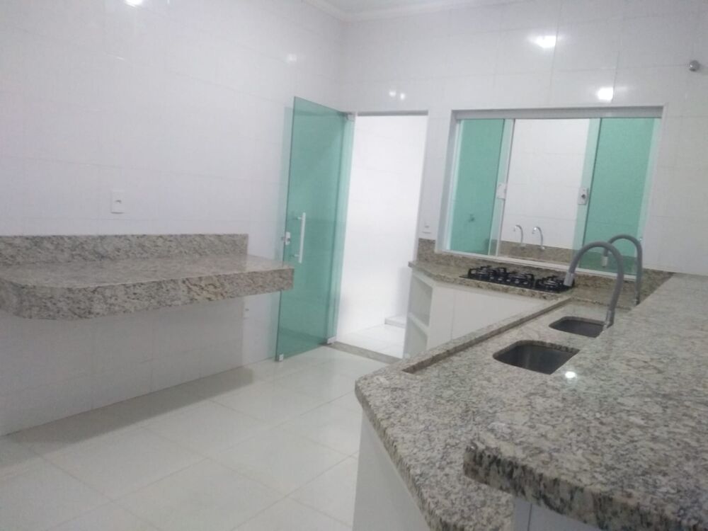 Casa à venda com 2 quartos, 162m² - Foto 9