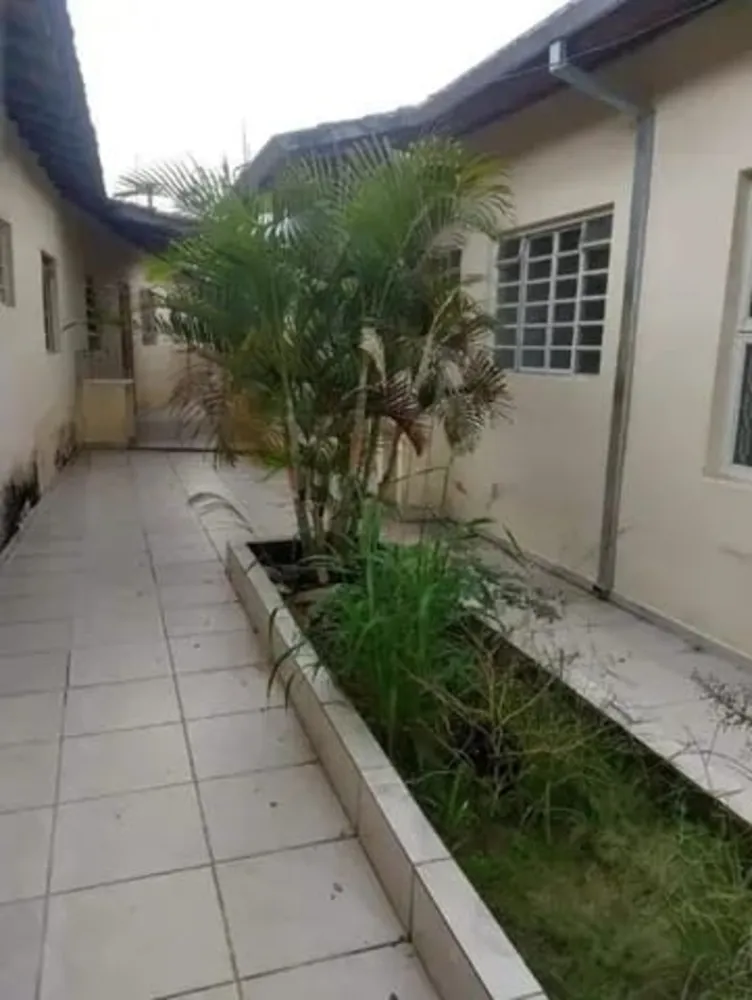 Casa, 5 quartos, 418 m² - Foto 1