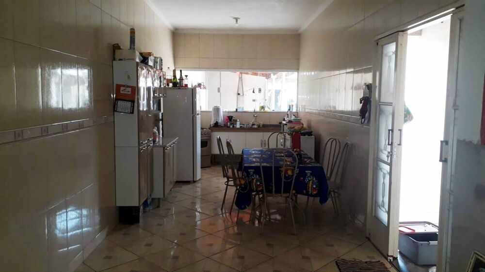 Casa, 3 quartos, 168 m² - Foto 1