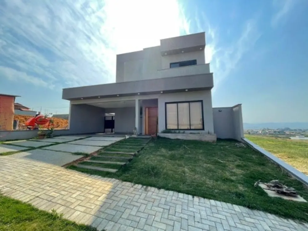 Sobrado, 4 quartos, 223 m² - Foto 1