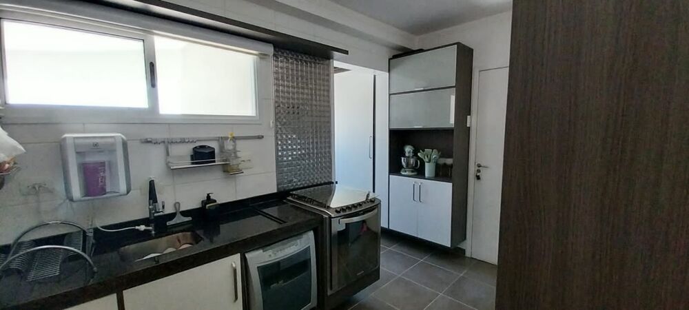 Apartamento à venda com 3 quartos, 110m² - Foto 17