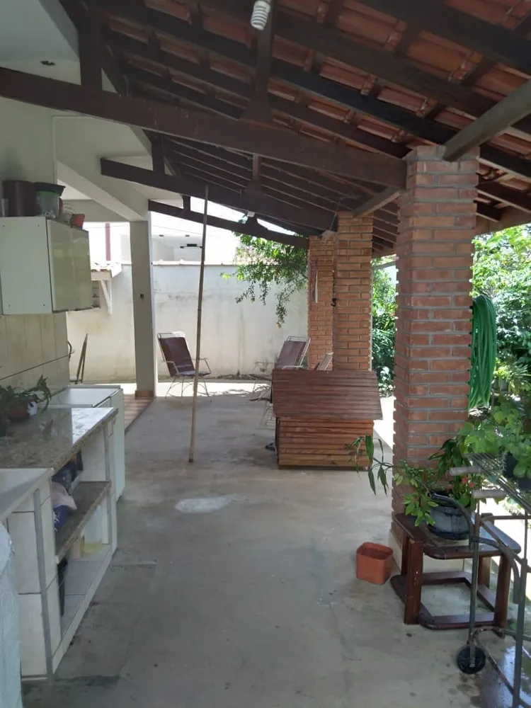 Casa, 4 quartos, 231 m² - Foto 1
