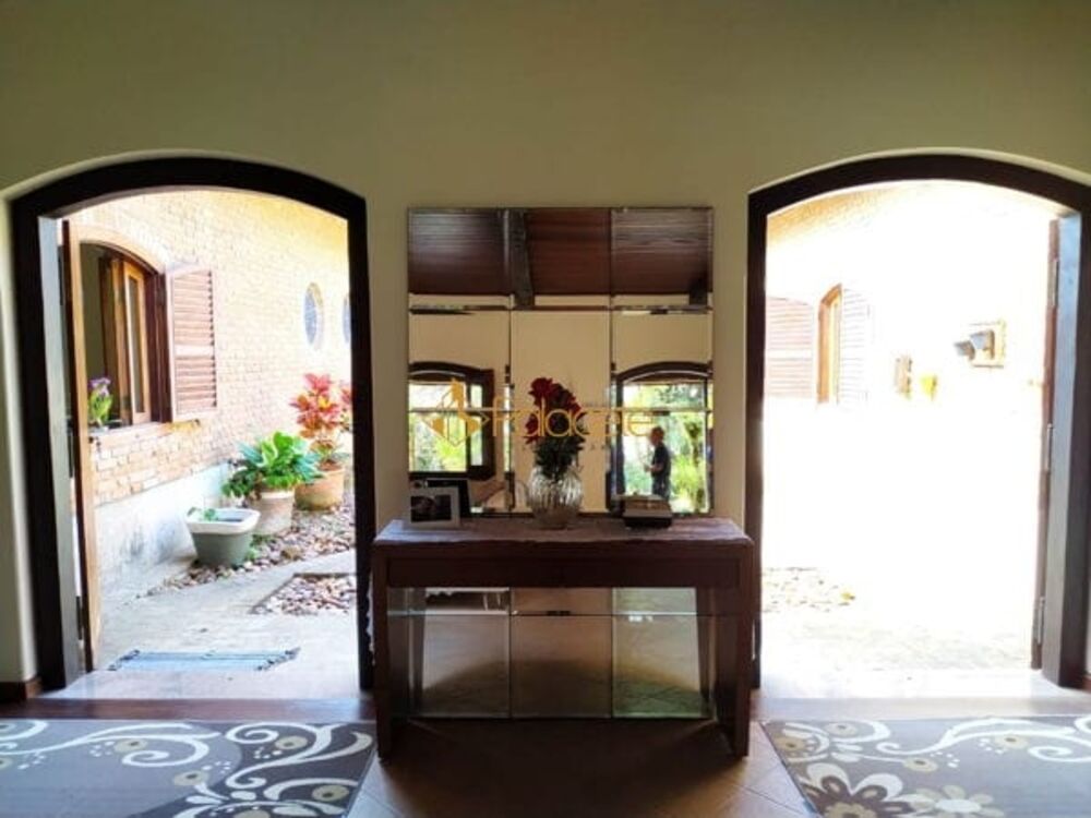 Chácara à venda com 7 quartos, 700m² - Foto 7