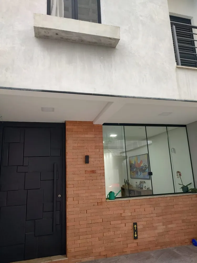 Sobrado, 3 quartos, 180 m² - Foto 2