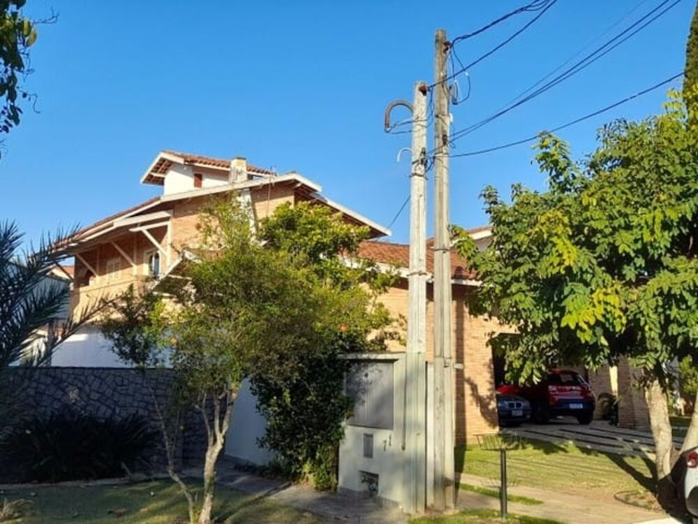 Casa de Condomínio à venda com 4 quartos, 465m² - Foto 2
