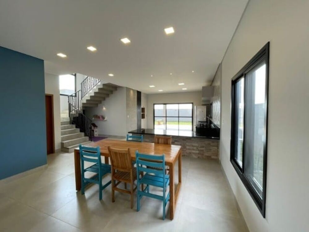 Sobrado à venda com 4 quartos, 223m² - Foto 2