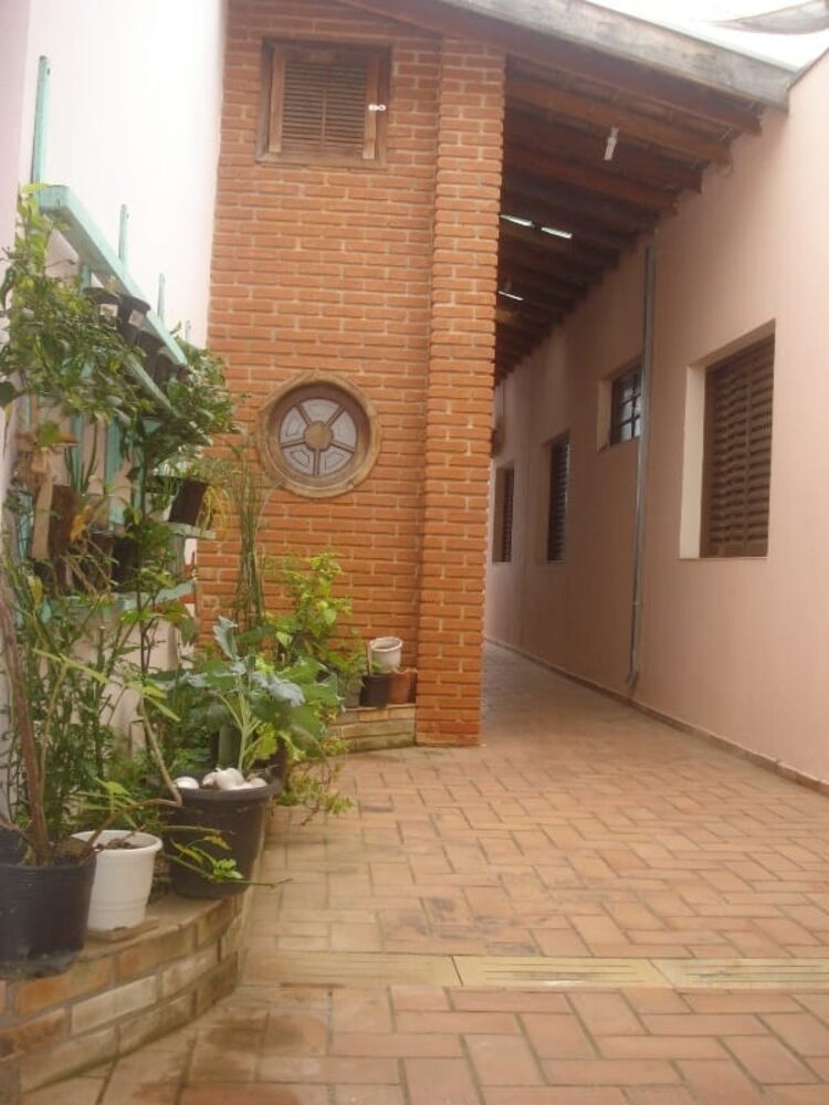 Casa, 3 quartos, 218 m² - Foto 4