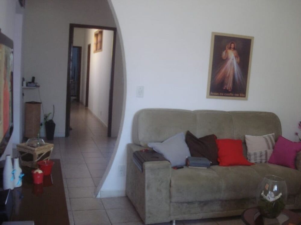 Casa, 3 quartos, 218 m² - Foto 1