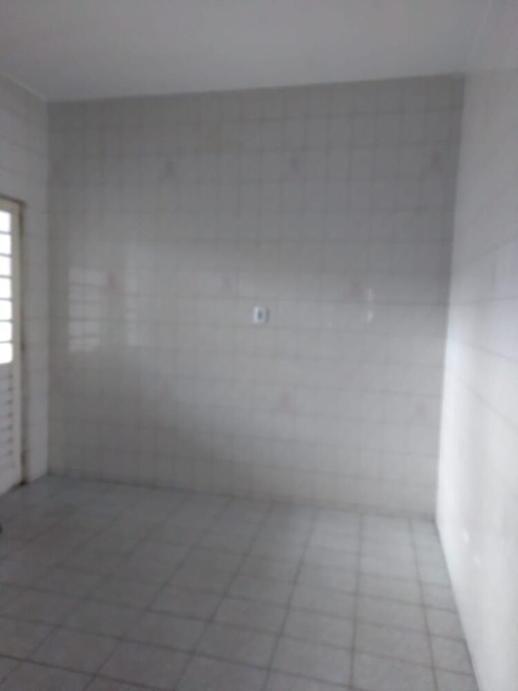 Casa à venda com 4 quartos, 165m² - Foto 14