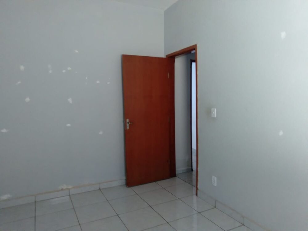 Casa à venda com 4 quartos, 165m² - Foto 15
