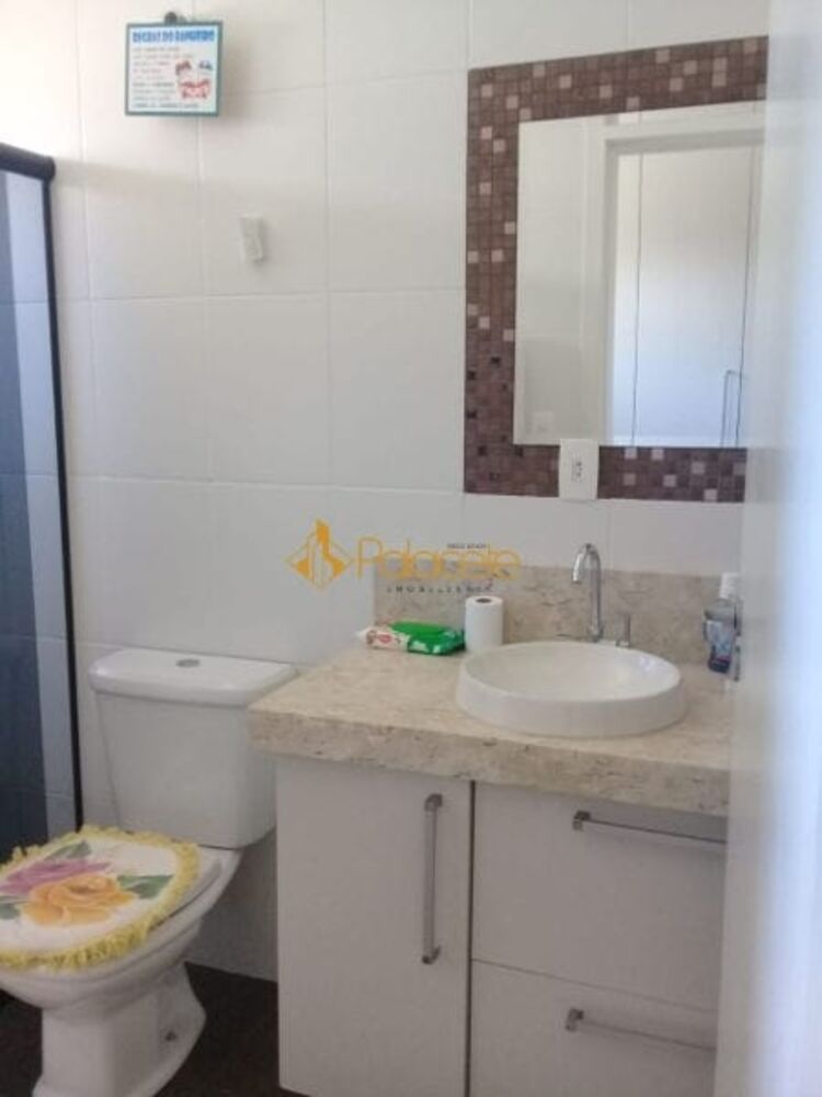 Casa à venda com 3 quartos, 230m² - Foto 12