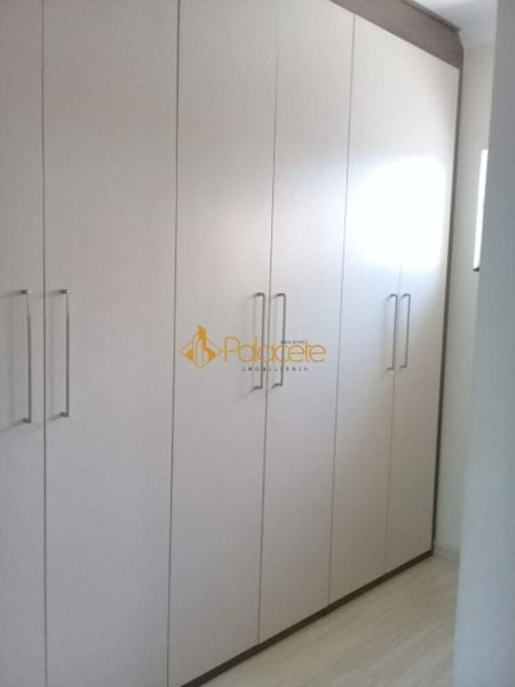 Casa à venda com 3 quartos, 230m² - Foto 10