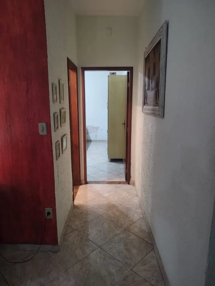 Casa, 3 quartos, 325 m² - Foto 1