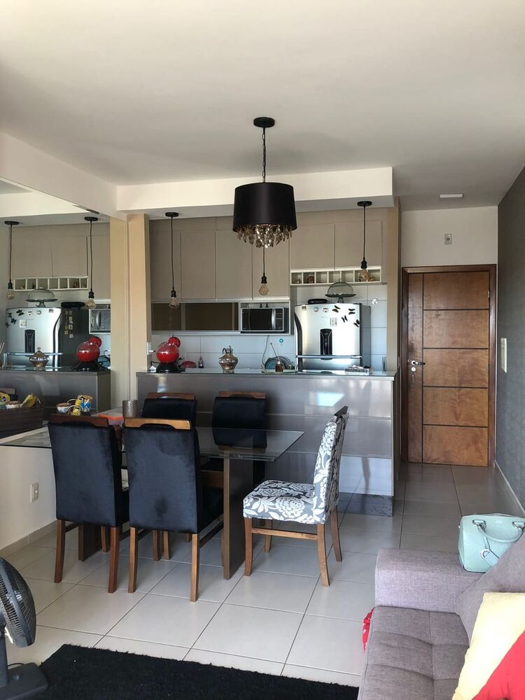 Apartamento à venda com 3 quartos, 76m² - Foto 1