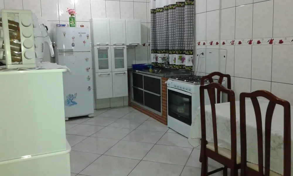 Casa, 3 quartos, 200 m² - Foto 3