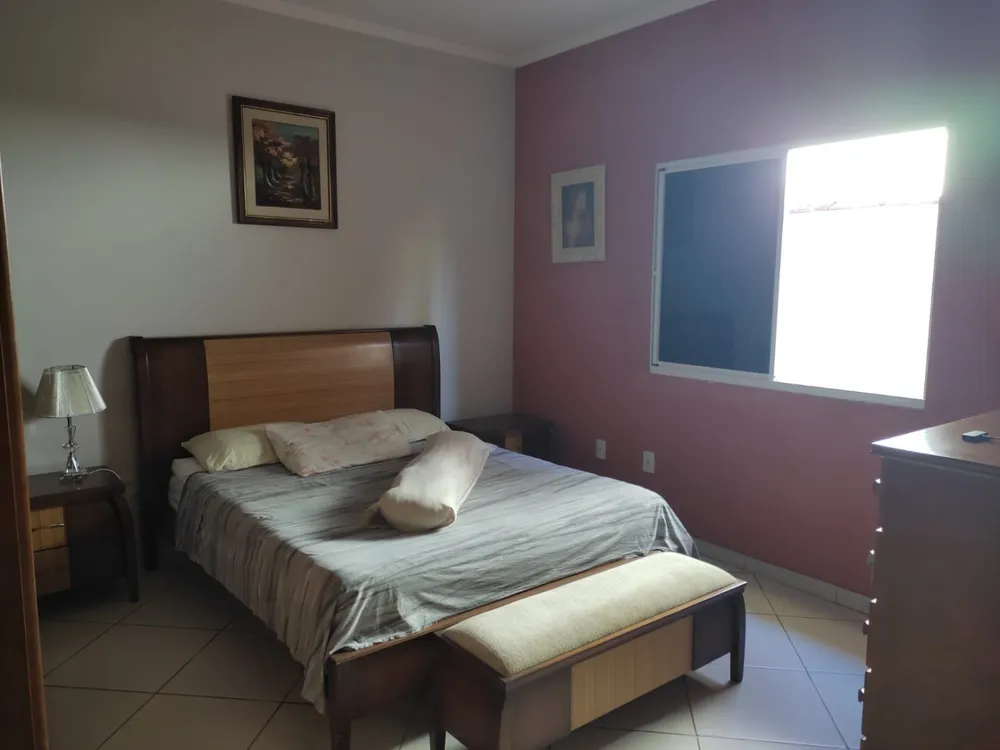 Casa, 3 quartos, 255 m² - Foto 4