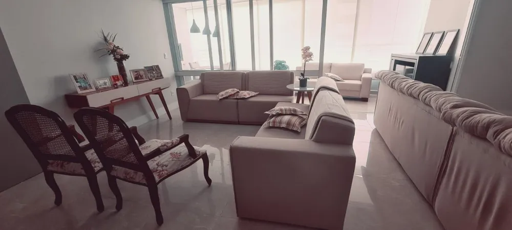 Apartamento, 3 quartos, 155 m² - Foto 1