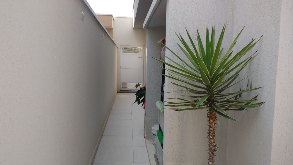 Casa de Condomínio à venda com 1 quarto, 170m² - Foto 2