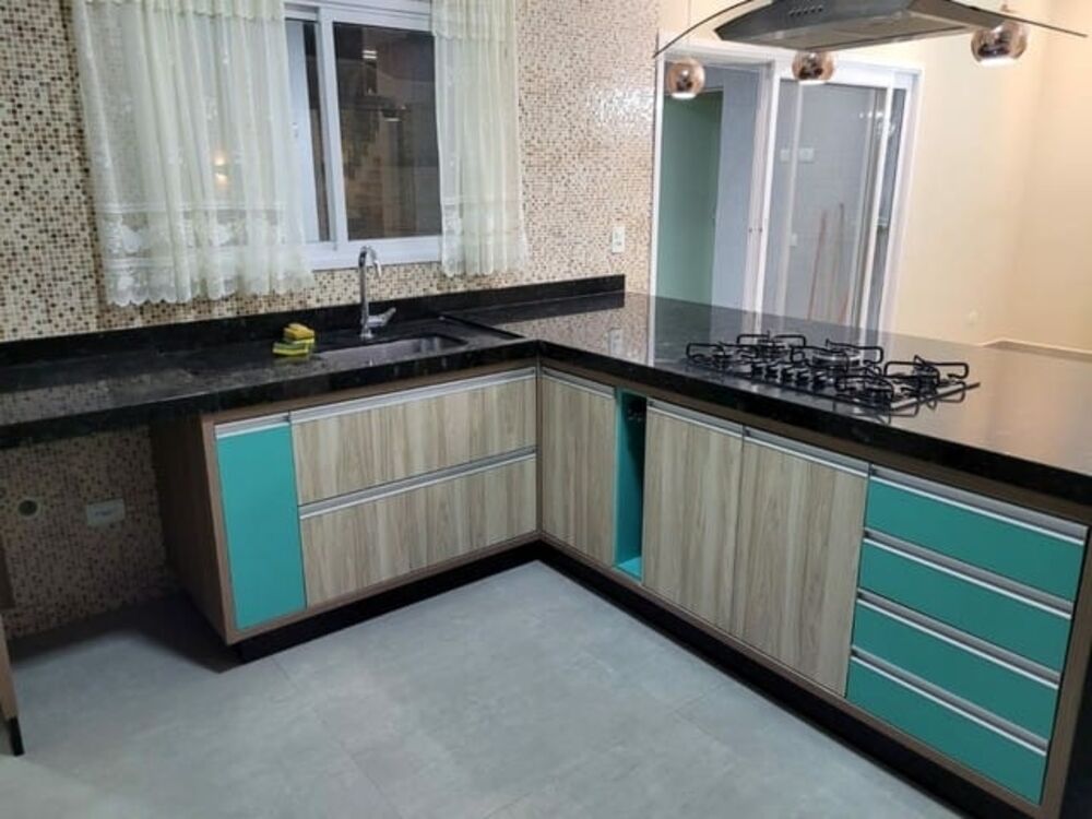 Sobrado, 3 quartos, 270 m² - Foto 2