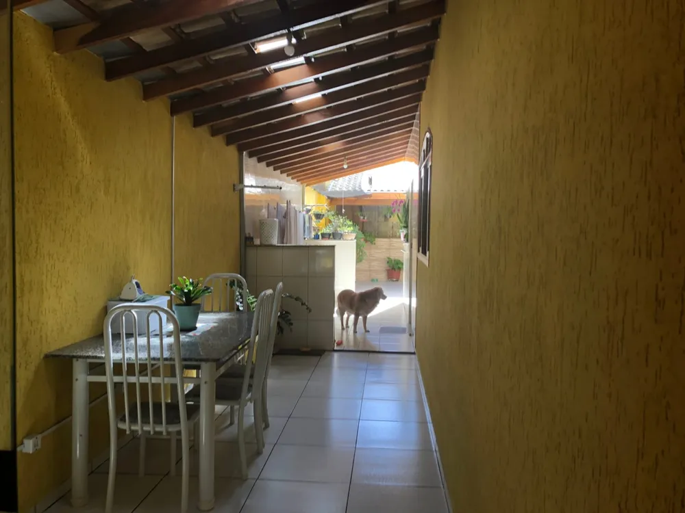 Casa, 3 quartos, 197 m² - Foto 2