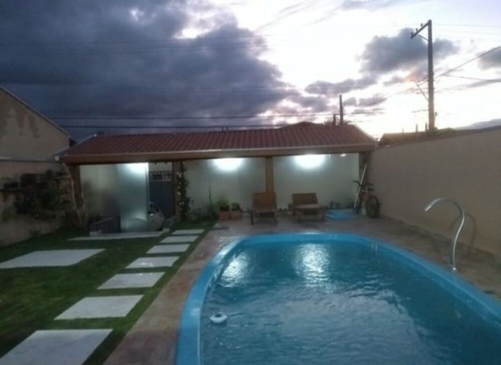 Casa à venda com 1 quarto, 250m² - Foto 1