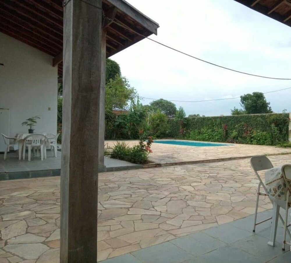 Casa à venda com 3 quartos, 300m² - Foto 2